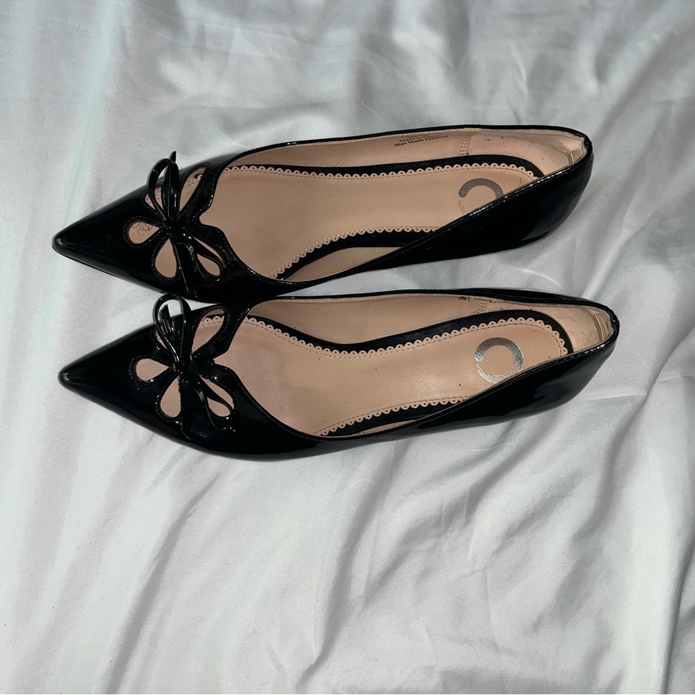 Black kitten heel